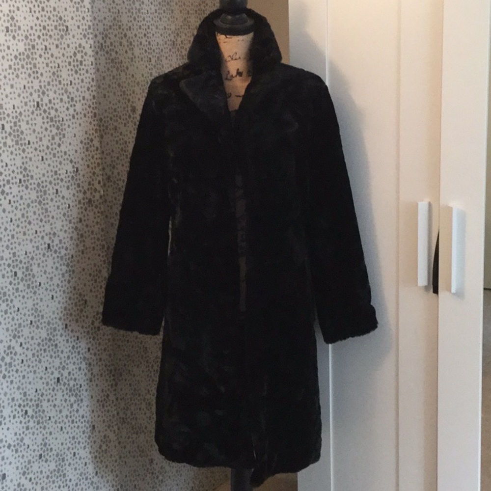 Black White House Black Market coat